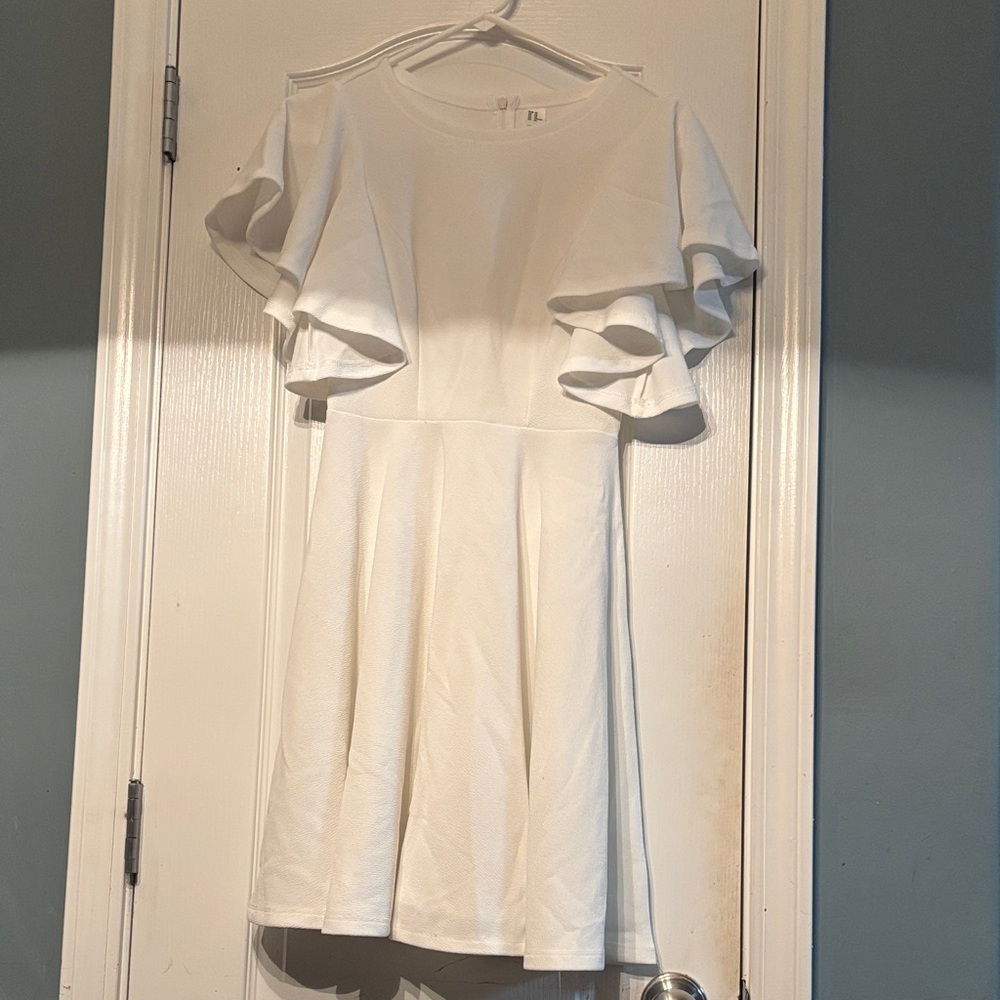 Unbranded White Ruffle Sleeve Dress Women’s XS Used